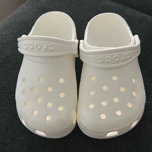 Toddler Crocs white 8c